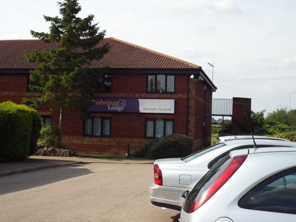 Redwings Lodge Dunstable - View 4