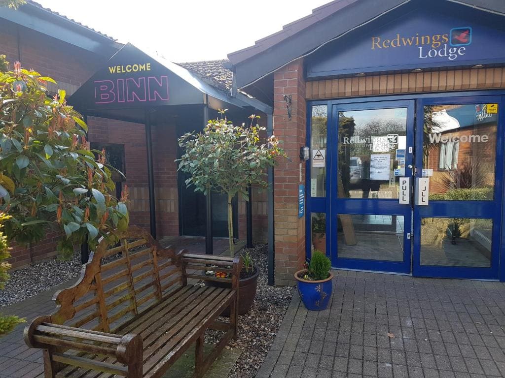 Redwings Lodge Dunstable - View 3