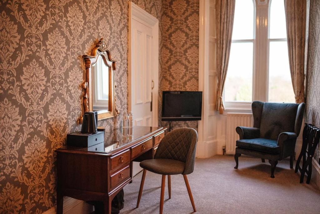 Rushpool Hall - View 5