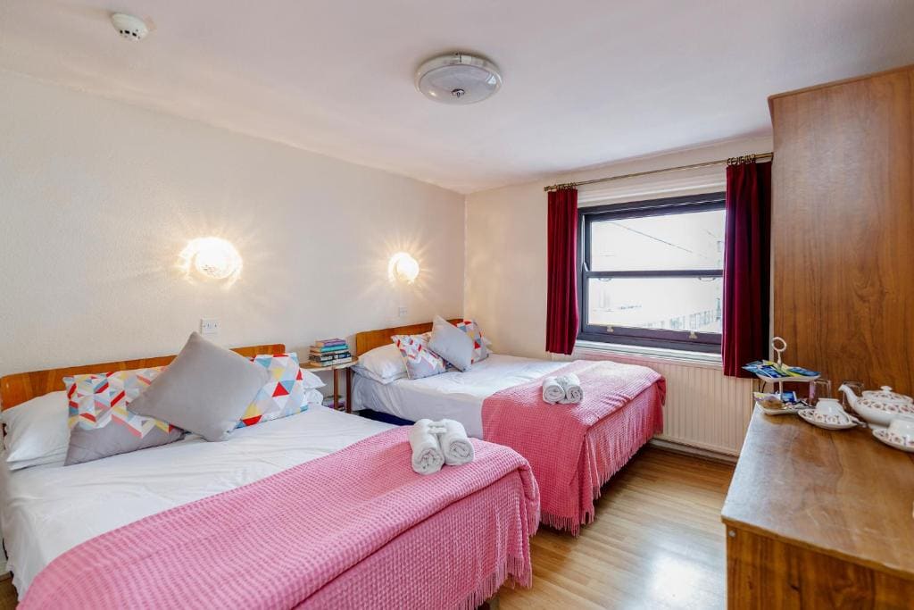 Russell Square Hotel - View 2