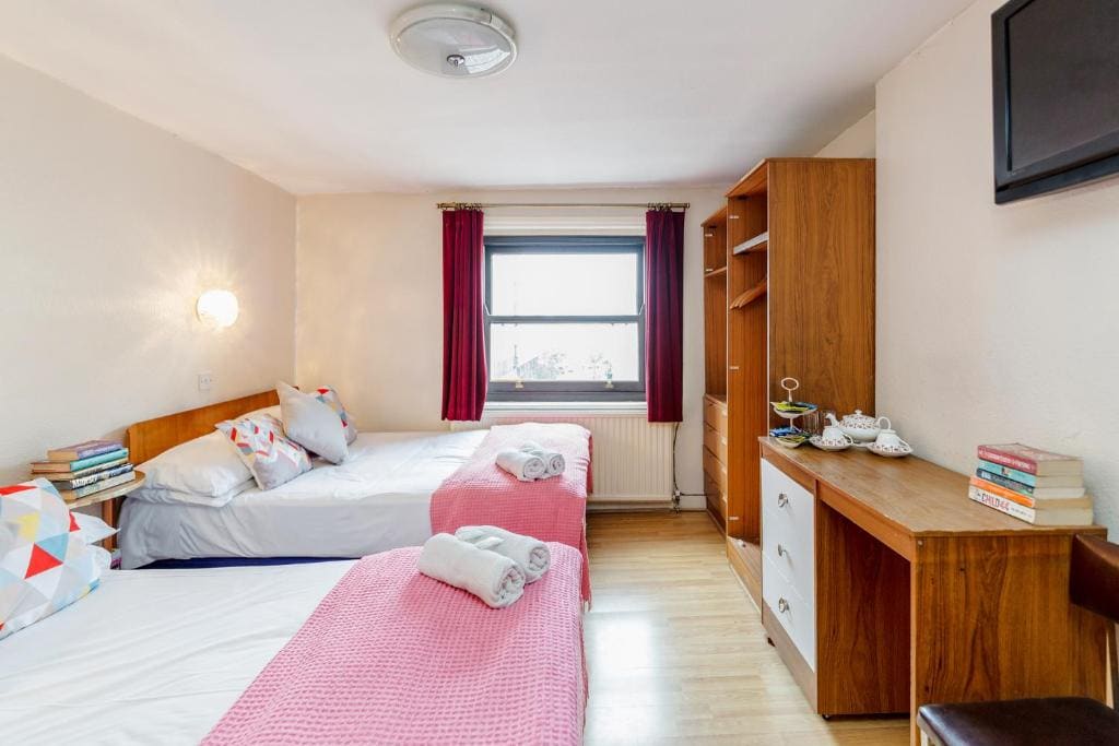 Russell Square Hotel - View 7