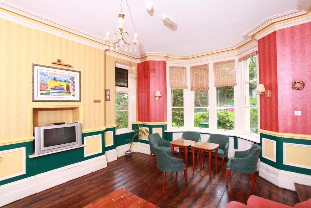 Russell Hotel - View 4