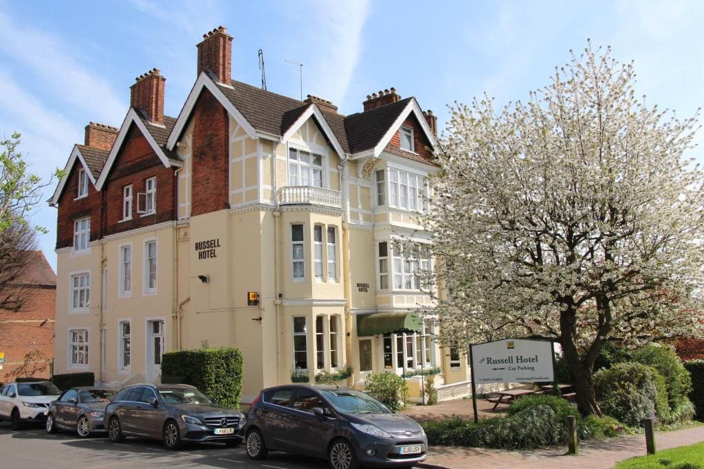 Russell Hotel - Main view