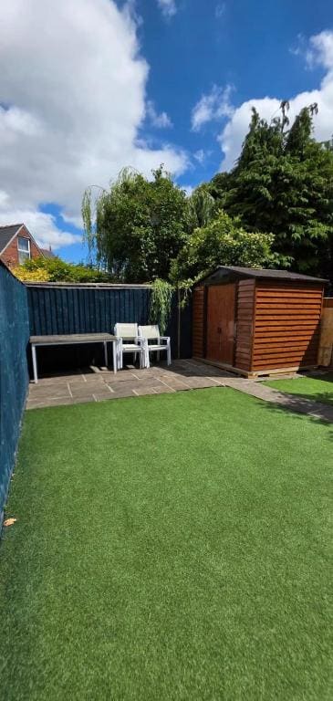 Sleeps 5, Hillsborough, Sheffield Centre & Peak District - View 7
