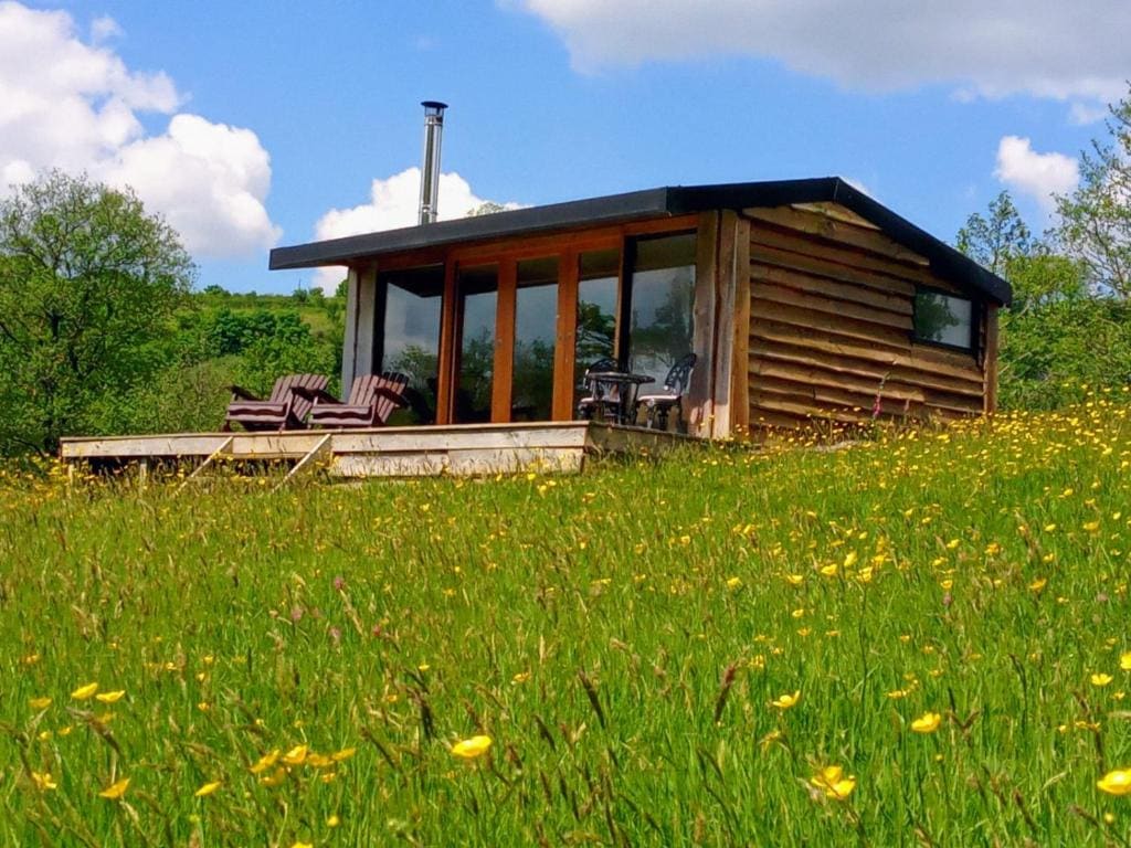 Serenity Lodge - Main view