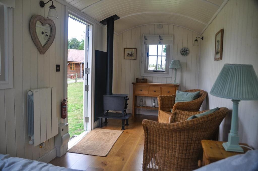 SHEPHERDS HUT - View 6