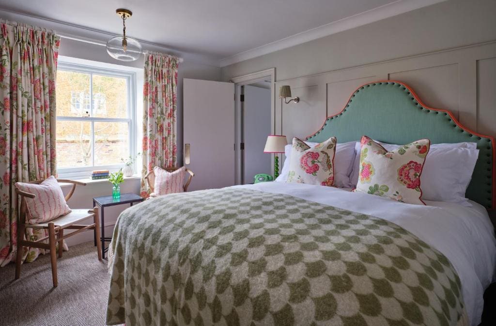 Stanwell House - View 2