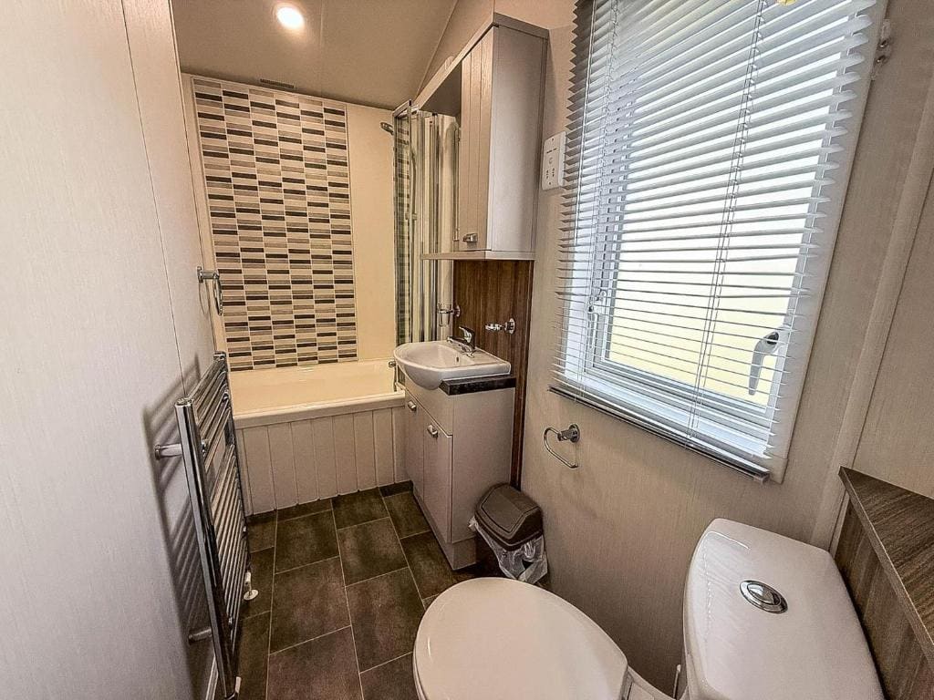 Manor Park Hunstanton Caravan - View 3