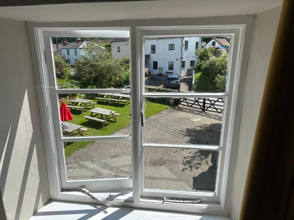 The Black Horse Inn - View 7