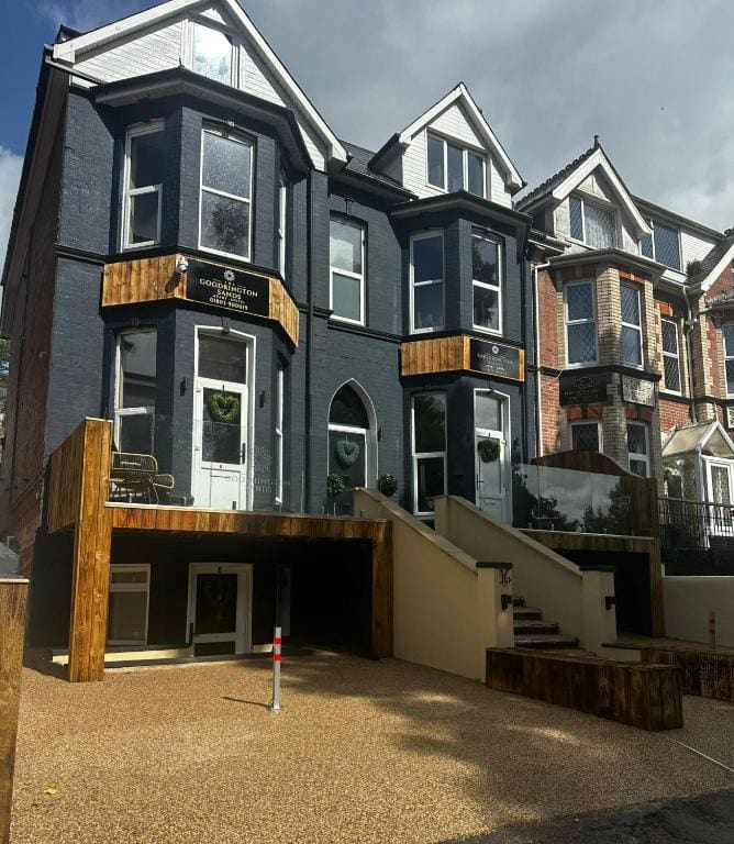 The Goodrington Sands- Apart Hotel - Main view