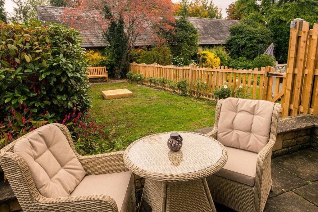 The Lamb Inn - View 6