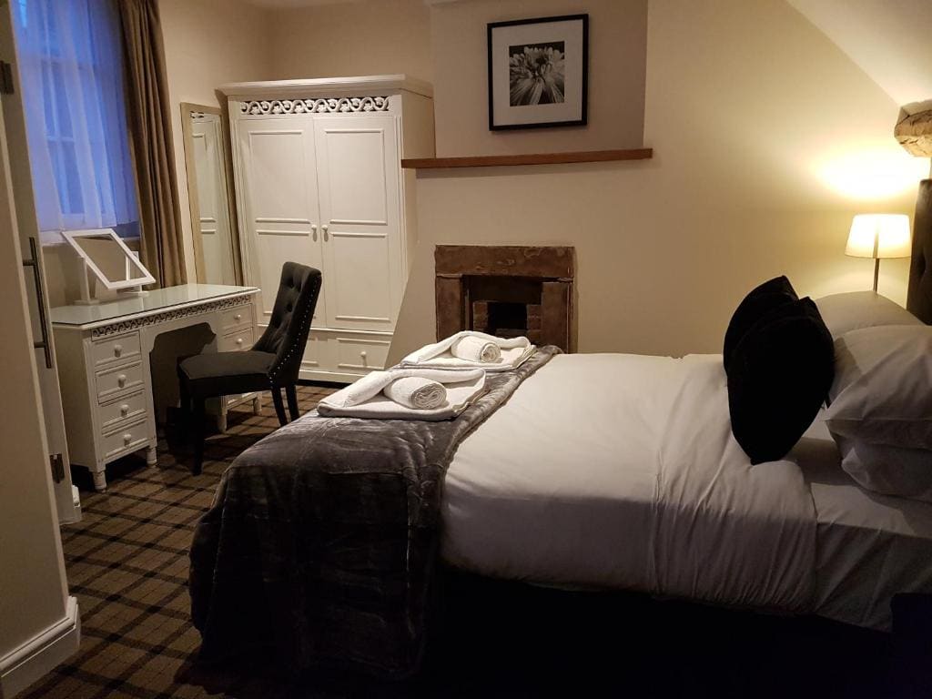 The Lion Hotel - View 7