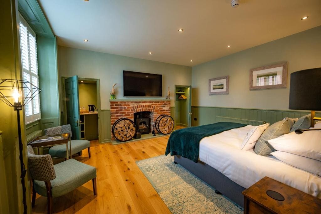 The Lodge - View 5