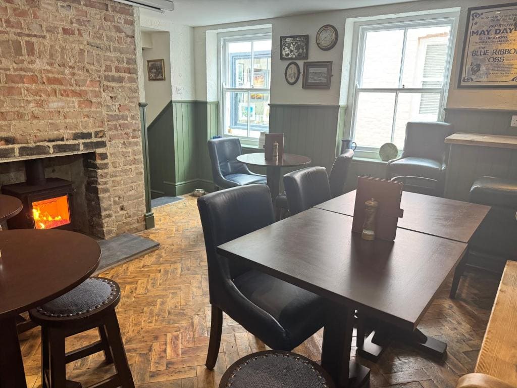 The London Inn - View 3