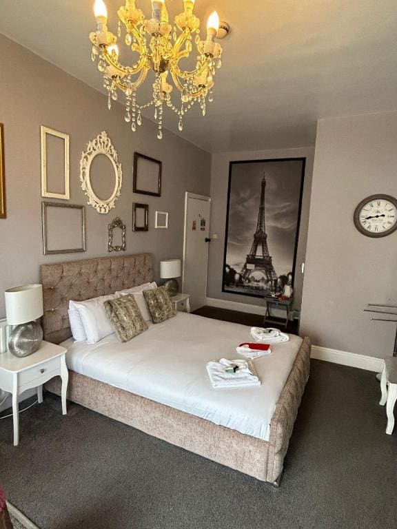 The Lyndhurst Guest house - View 3