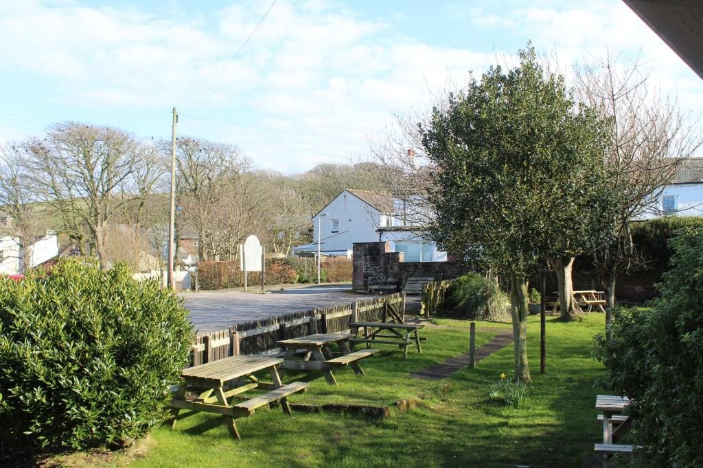The Manor - View 4