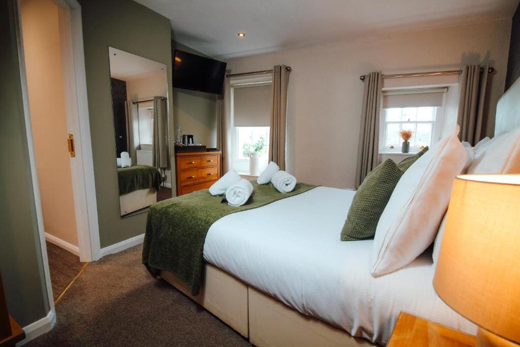 The Manor - View 6
