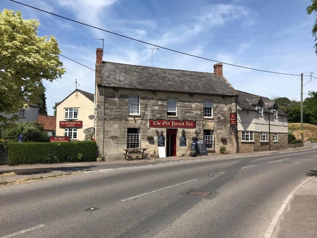 The Old Pound Inn - Main view
