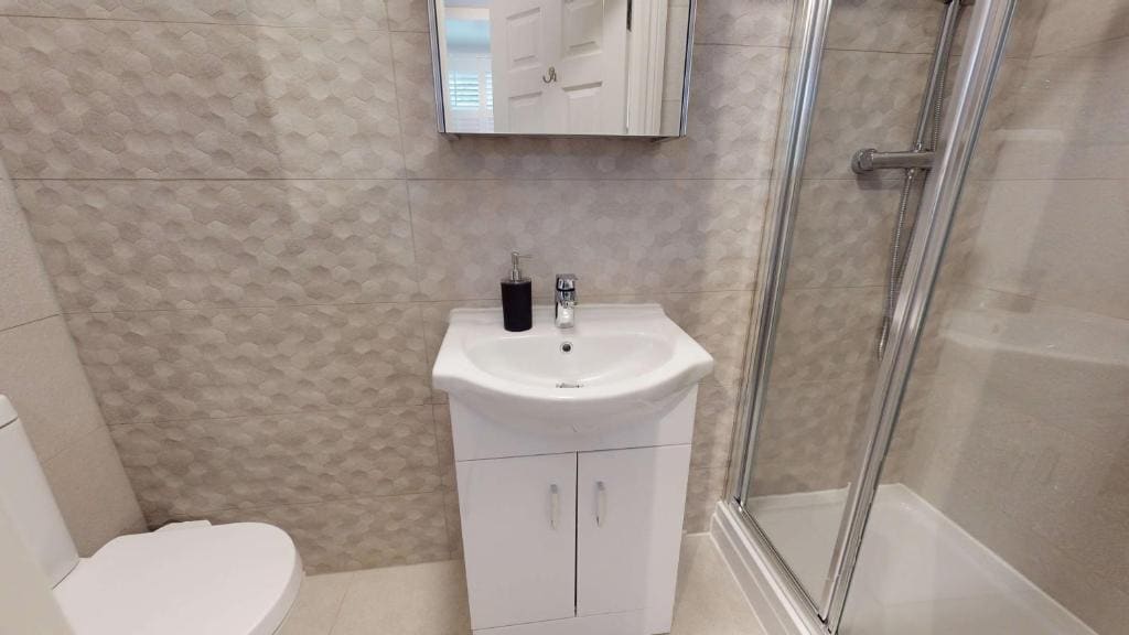 The Oxford Lodge - Ensuite Rooms - View 6