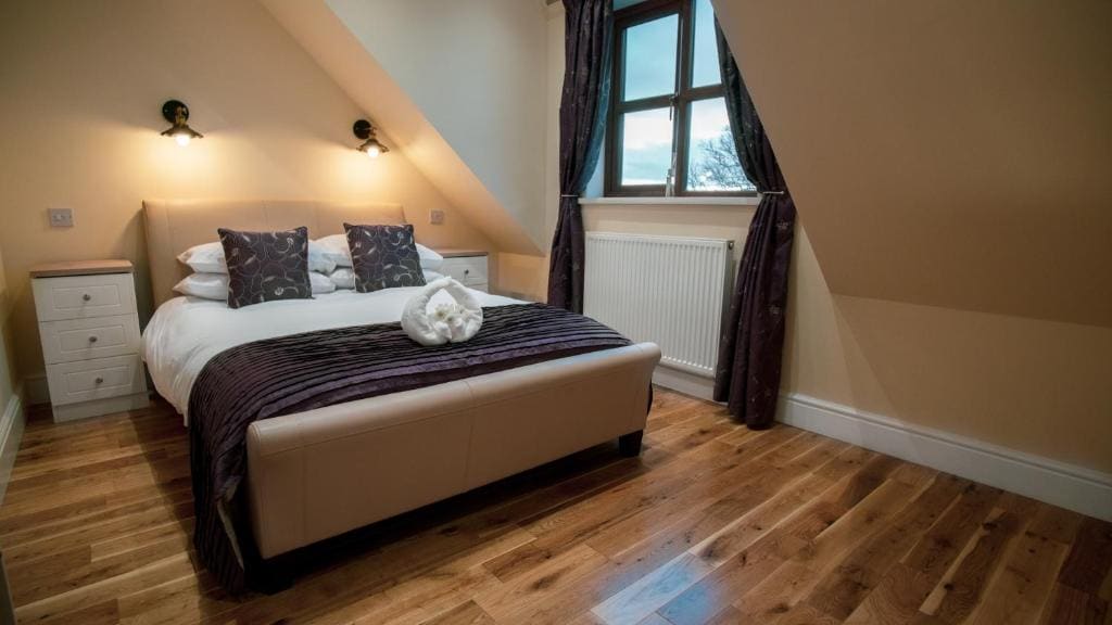 The Pebley Inn - View 6