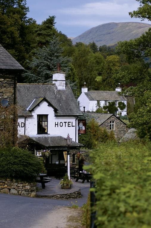 The Queen's Head Hotel - View 5
