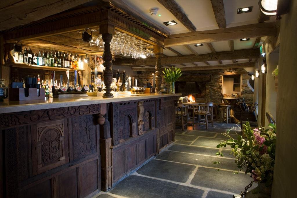 The Queen's Head Hotel - View 3