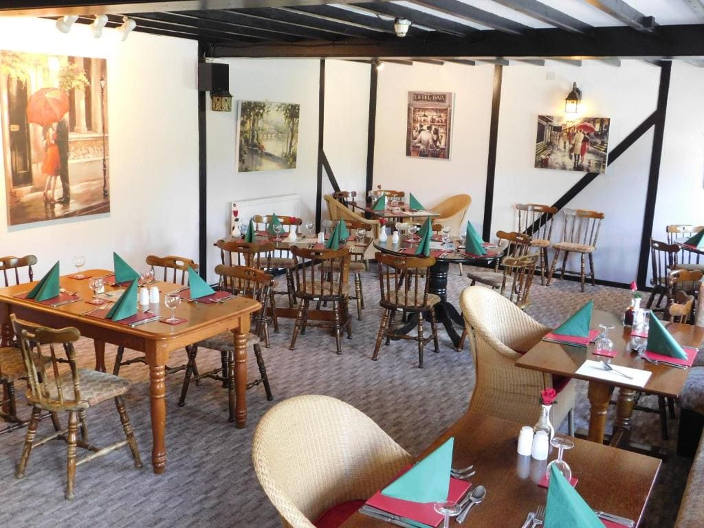 The Railway Inn - View 7