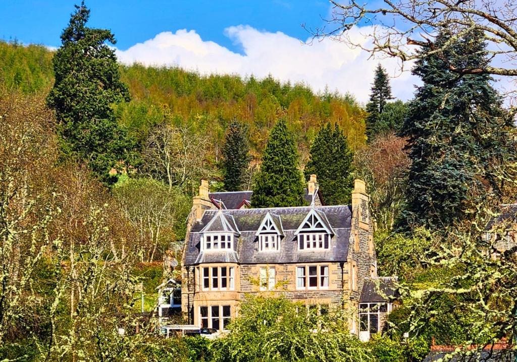 The Retreat Hotel - Main view