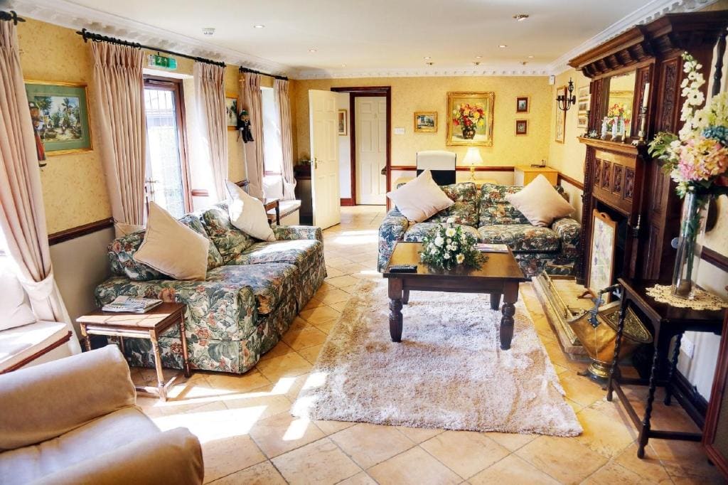 The Stanwick Hotel - View 6