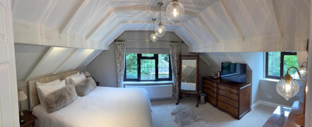 The Stanwick Hotel - View 2