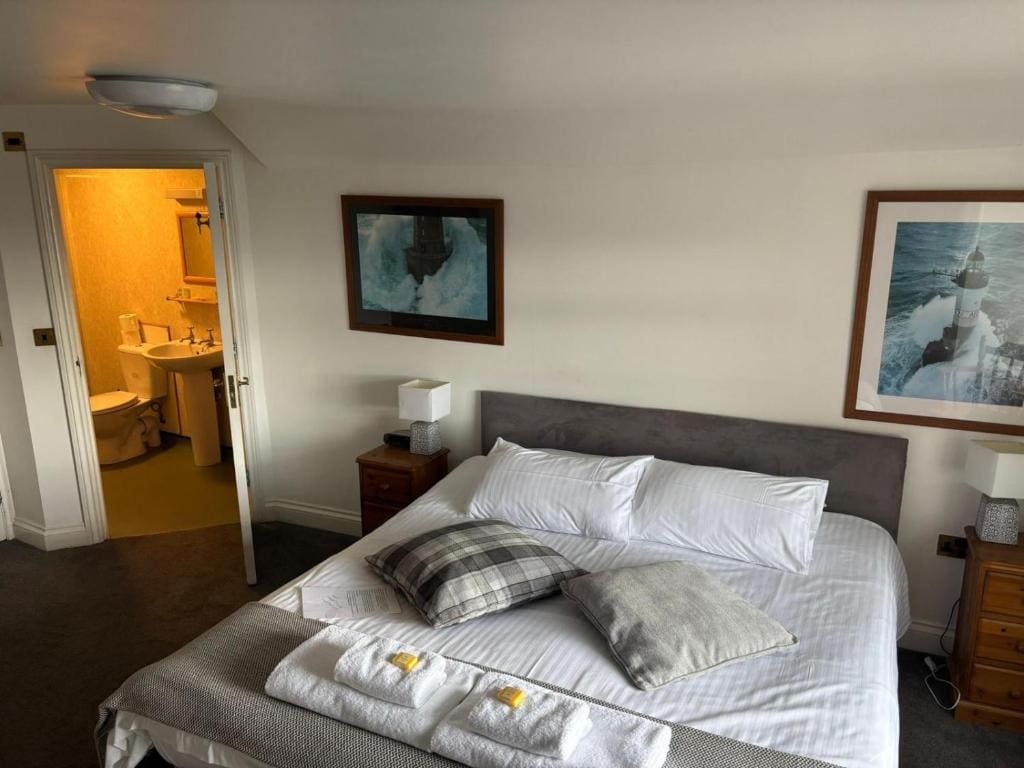 The Swordfish Inn - View 5