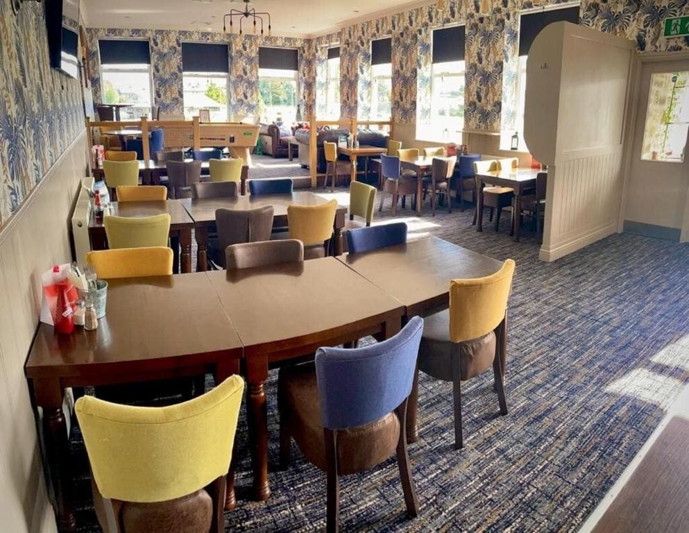 The White Swan, Yeadon - View 3