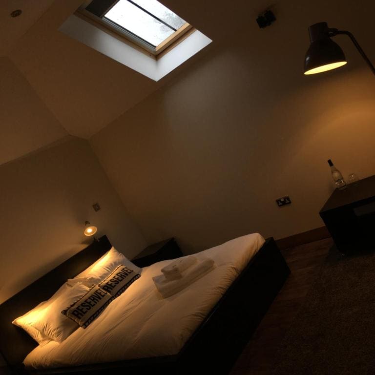 Stable Yard Rooms - View 7