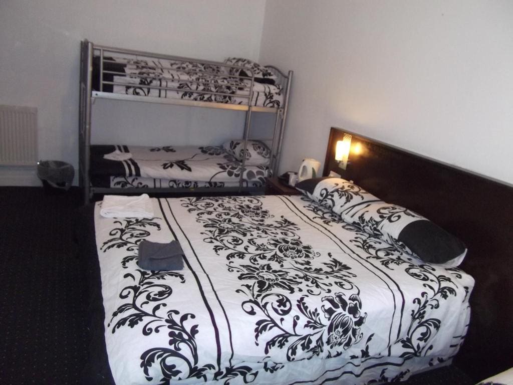 The Woodfield Hotel , Indoor Heated swimming pool, Spacious lounge and Bar - View 2
