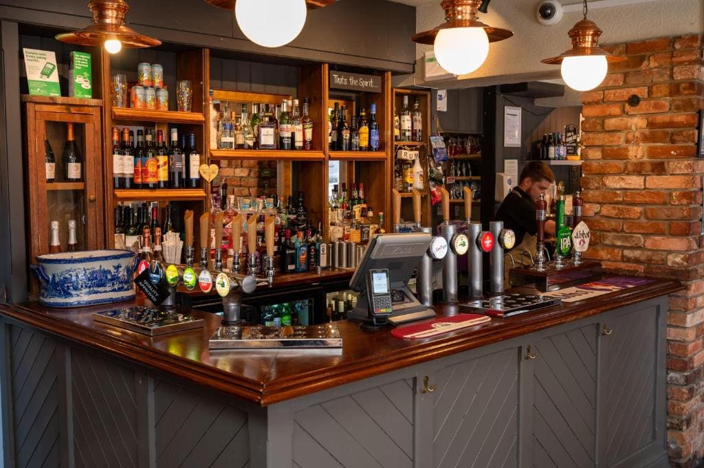 Antelope by Greene King Inns - View 4