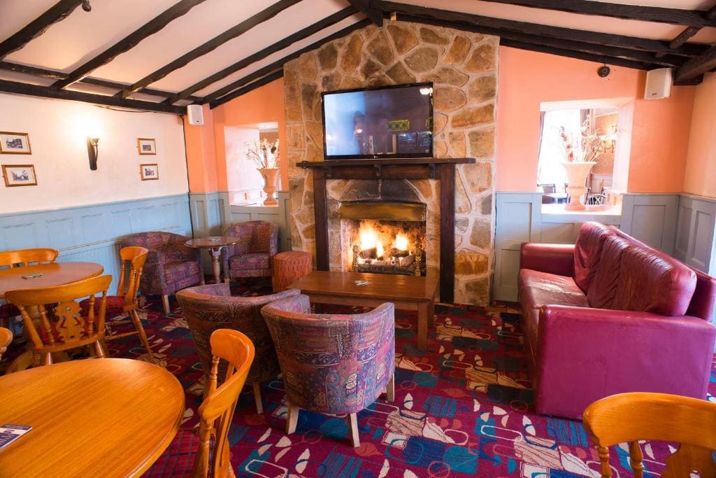 The Highwayman Inn - View 4