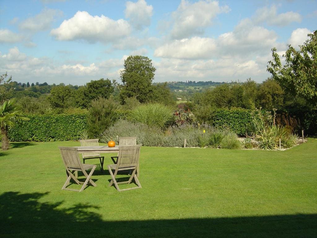Three Chimneys Farm Accommodation - Main view