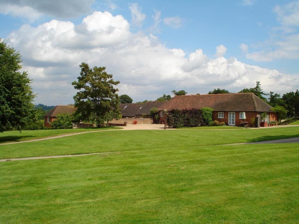 Three Chimneys Farm Accommodation - View 7