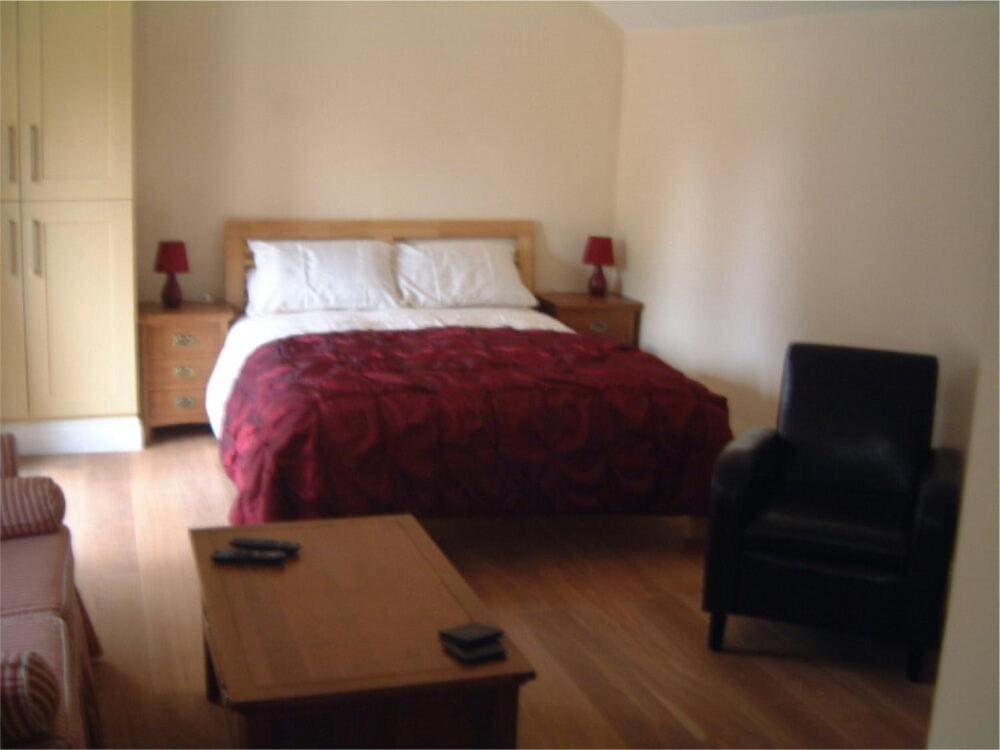 Tibbiwell Lodge - View 4