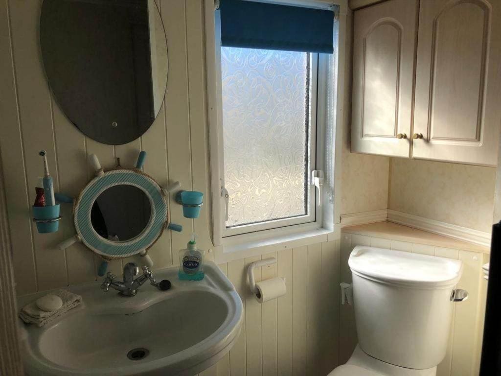 pg58 2 bed caravan Golden Palm Chapel St Leonards - View 5