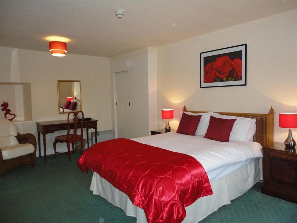 Tweeddale Arms Hotel - View 6