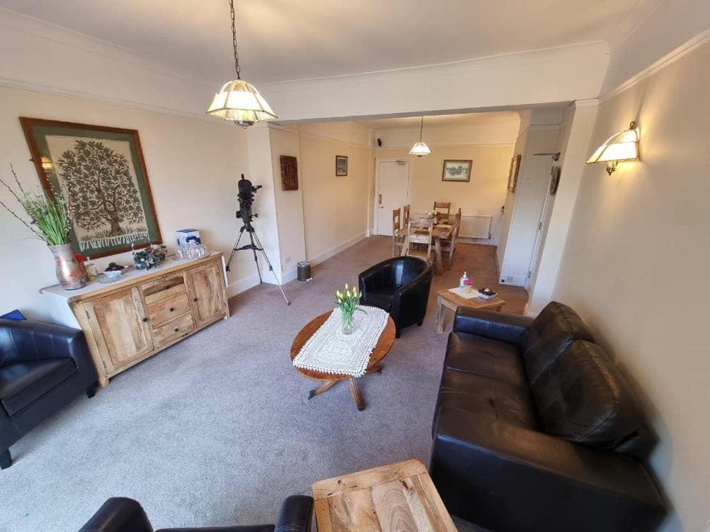 Westbourne Lodge Birmingham - View 4