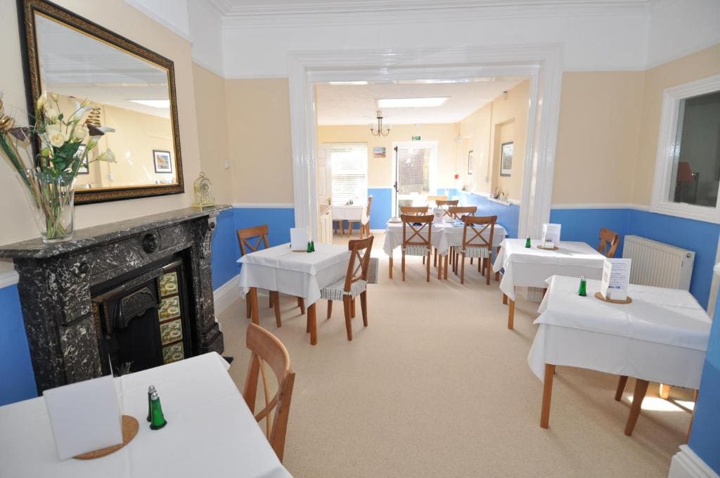 Westbury Lodge - View 3