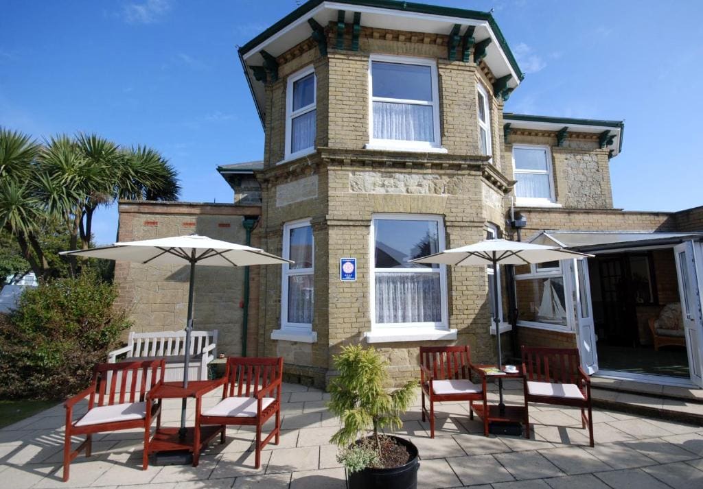 Westbury Lodge - View 4