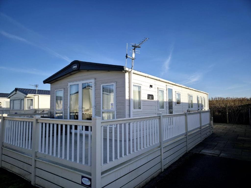 Whitstable Pearl - Alberta Holiday Park - Main view