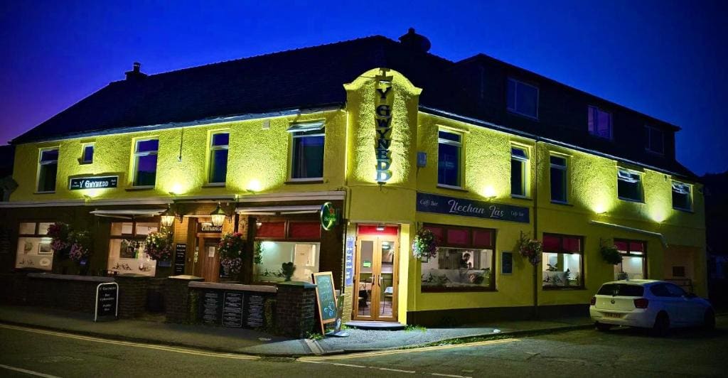 Y Gwynedd Inn - Main view