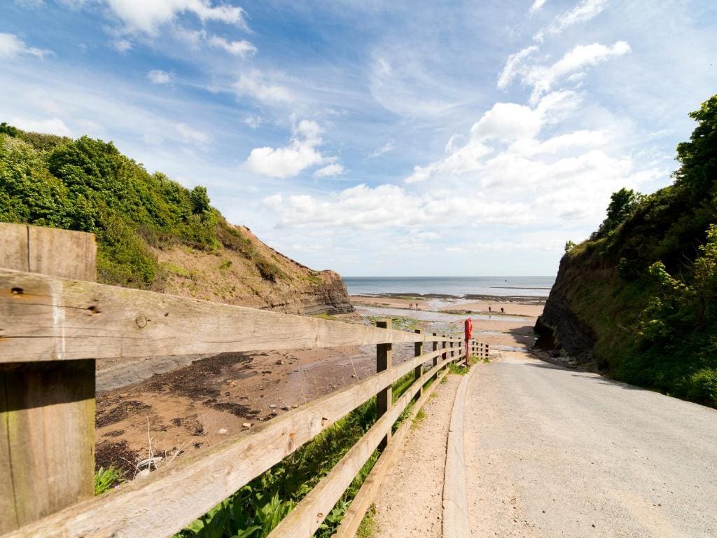 YHA Boggle Hole - View 5