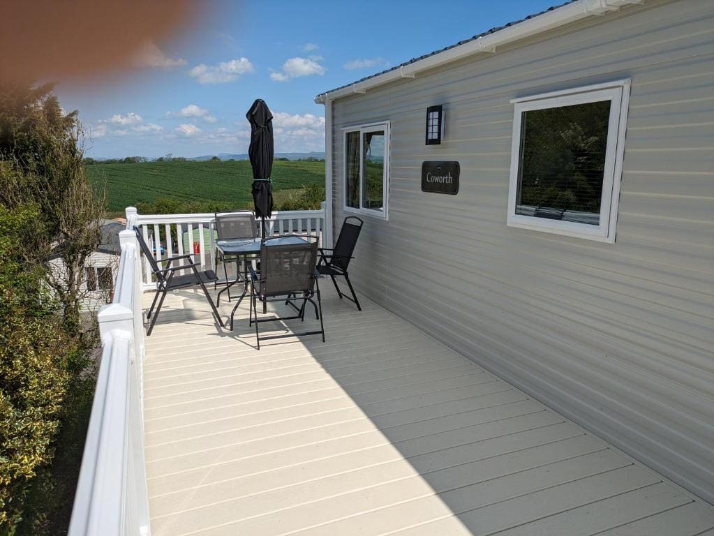 Yoda's Staycation - View 4