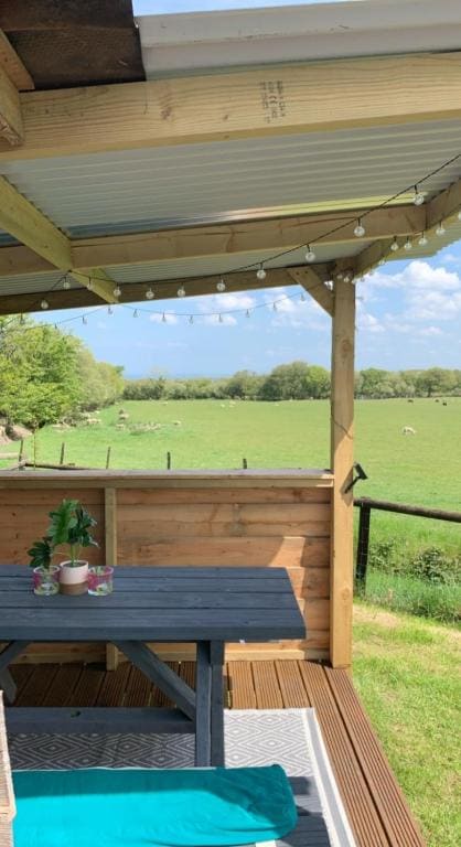 Yurt glyncoch isaf farm - View 5