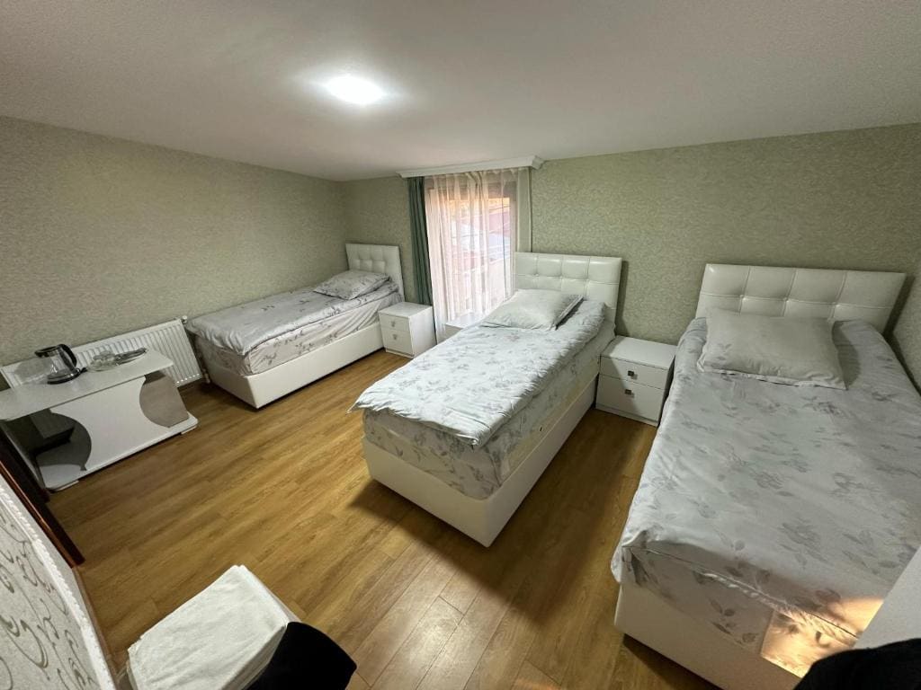 Family hotel - View 5